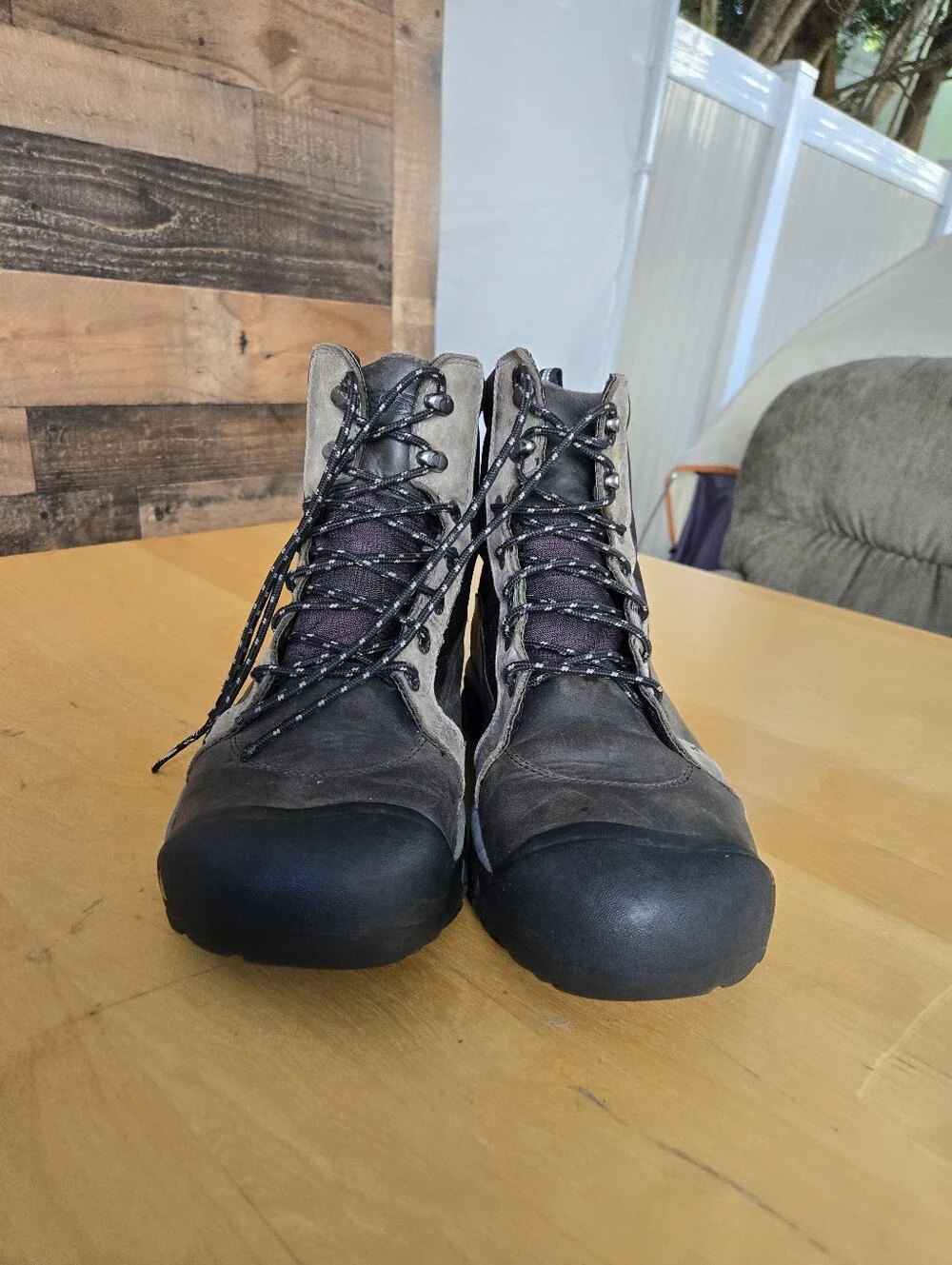 Keen Brixen Mid Boot 12022-BKGA - Men's Size 12